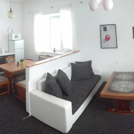 Apartment Apartman Saxan Smrzovka